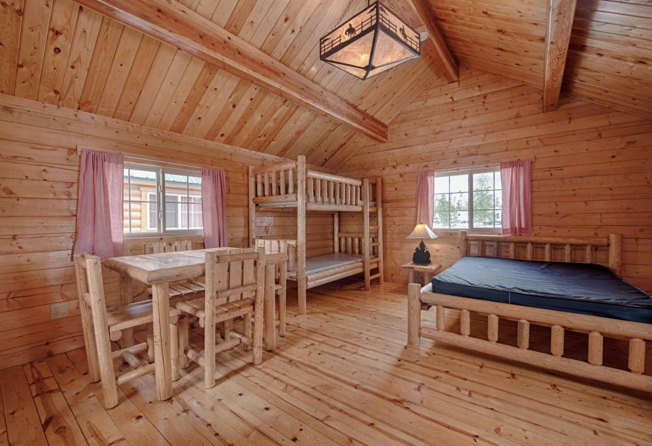 Villa Yellowstone Grizzly Rv Park And Cabins West Yellowstone Exterior foto