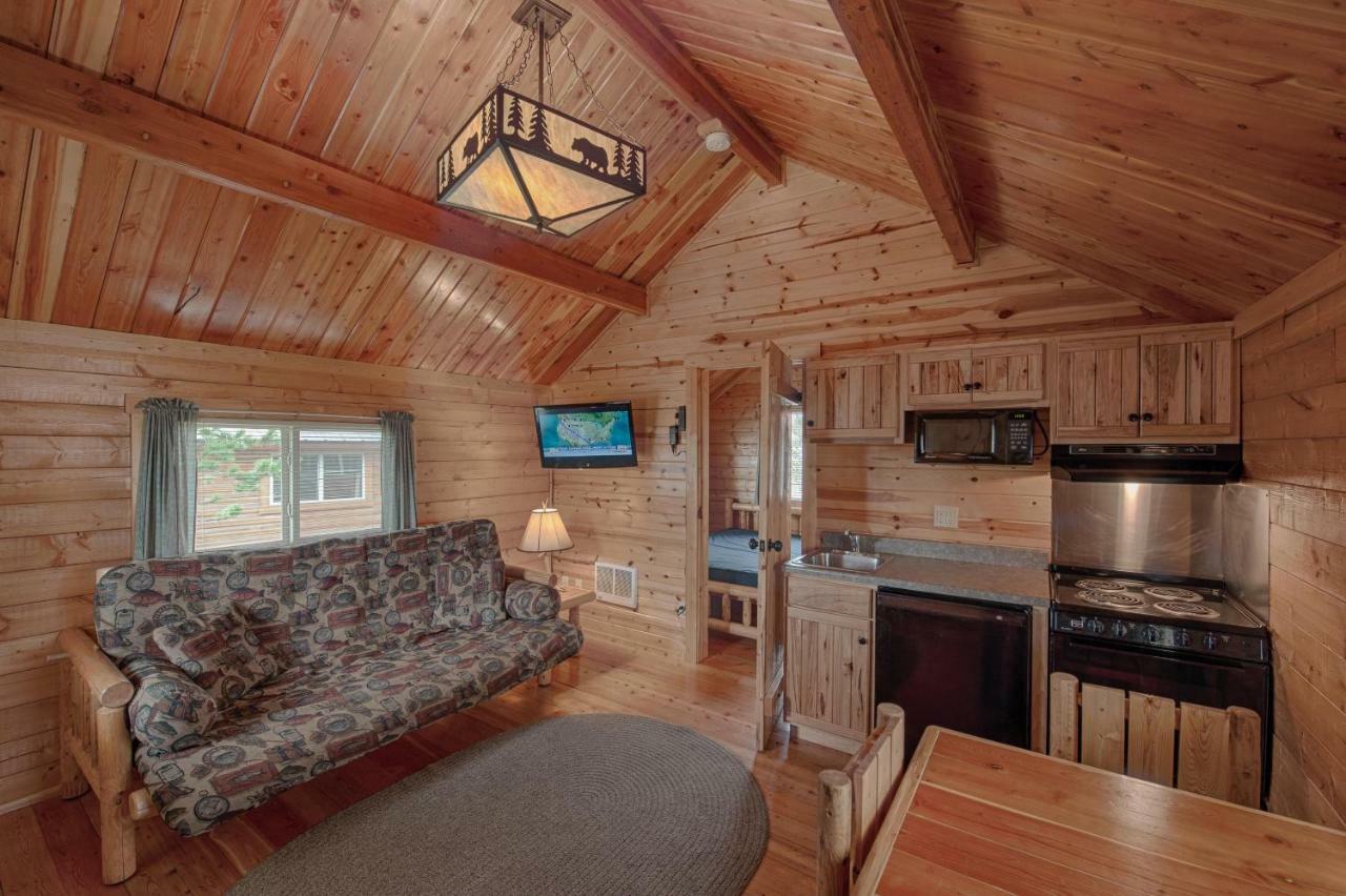 Villa Yellowstone Grizzly Rv Park And Cabins West Yellowstone Exterior foto